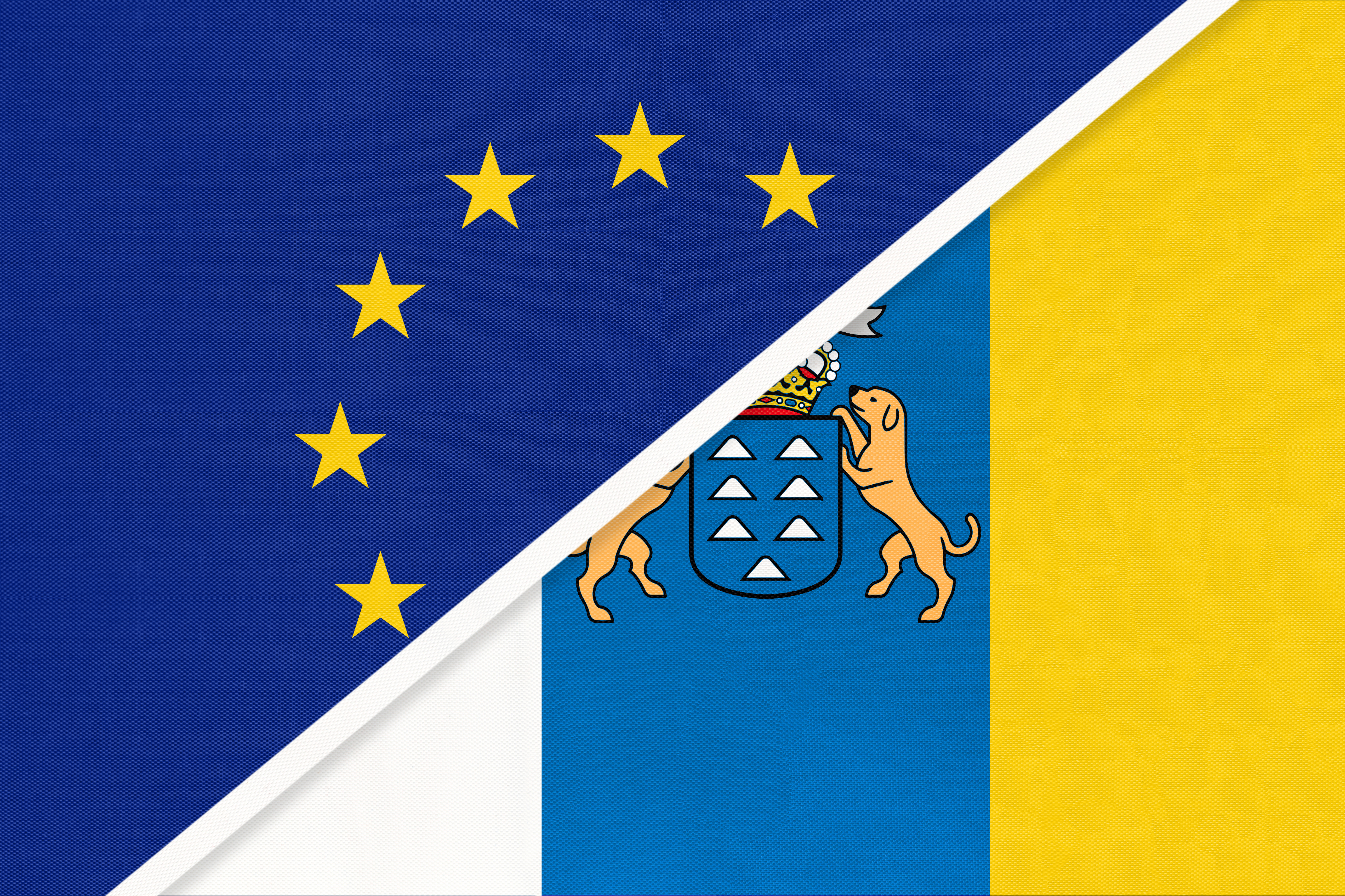 Banderas de la UE y Canarias